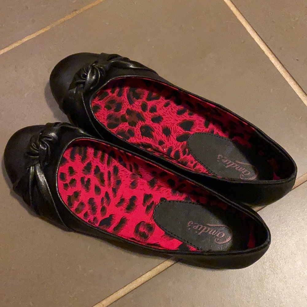 Black Knot Mary Jane Flats